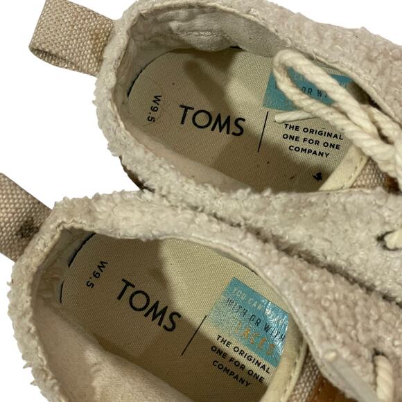 TOMS Women's Bota Blended Boots in Natural Plush Shearling 9.5 - Picture 9 of 12